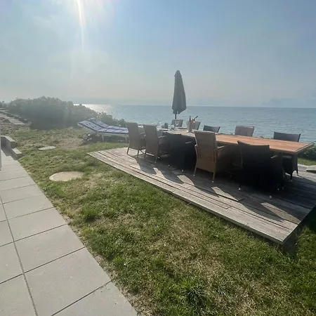 Vakantiehuis Modern House With Fantastic Sea View