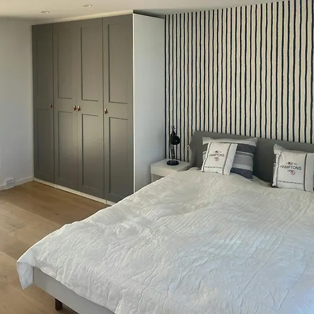 Vakantiehuis Modern House With Fantastic Sea View