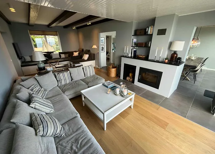 Dom wakacyjny Modern House With Fantastic Sea View