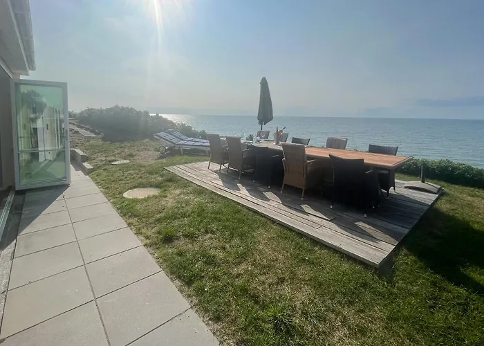 Modern House With Fantastic Sea View *